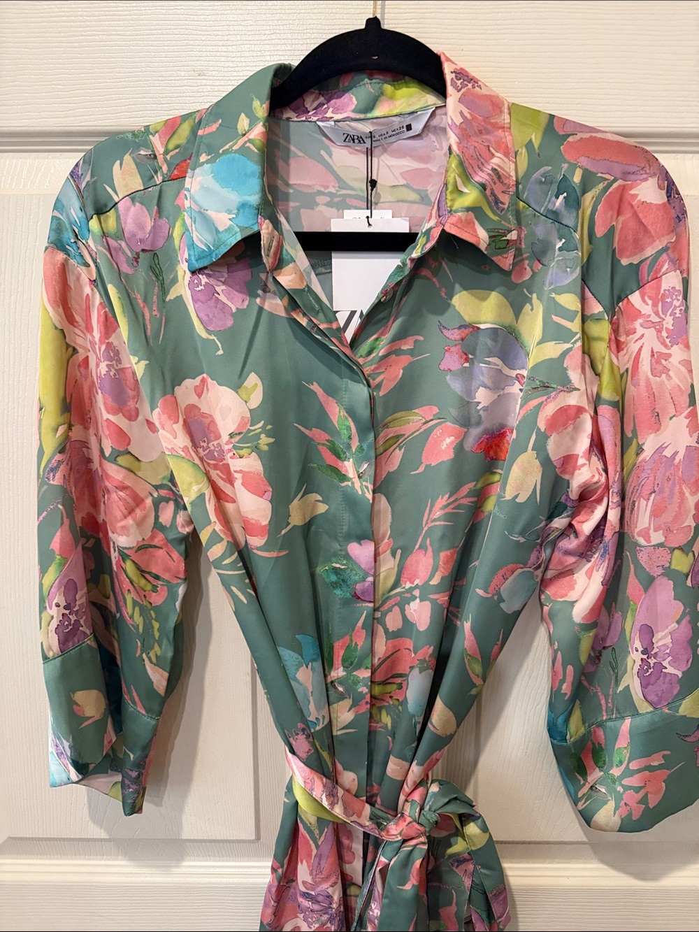 Zara NWT green floral satin shirt dress, small - Picture 3 of 7